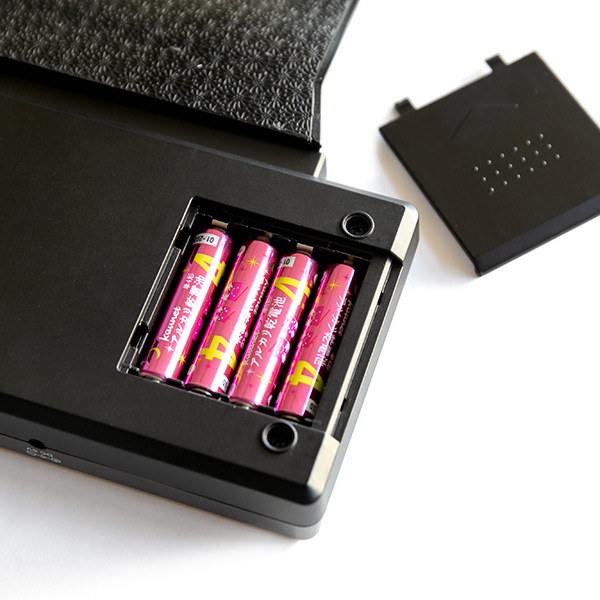 ほぼ新品　充電式　電子ピアノ　ロールアップピアノ　知育玩具　61鍵盤 谷村実業 ピアノ 電子ピアノ コンパクト 61鍵盤 ロールアップピアノ