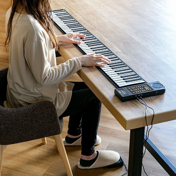 谷村実業 ピアノ 電子ピアノ コンパクト 88鍵盤 ロールアップピアノ