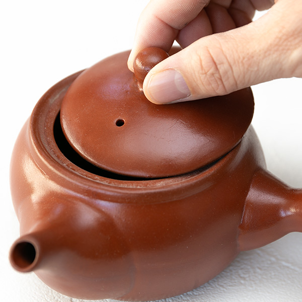 急須 400ml 朱泥 茶こし付き ポット ティーポット 陶器 （ 食洗機対応