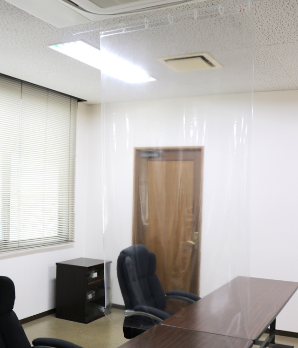 透明シート 店舗 180cm×20個セット ハトメタイプ 防炎 抗ウイルス 抗菌 透明間仕切り （ ビニールカーテン 透明 ）の画像
