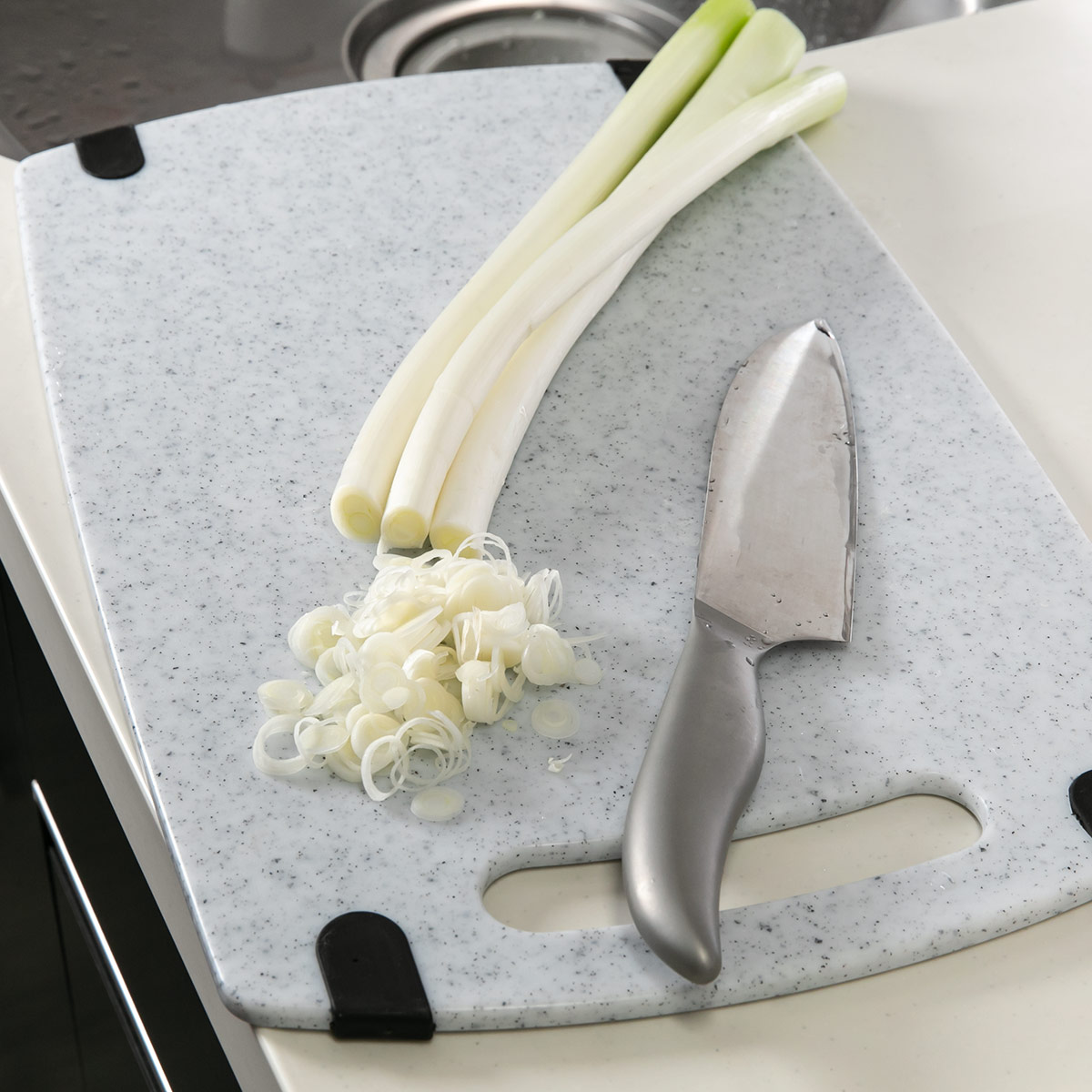 TONBO（新輝合成） まな板 LL 食洗機対応 抗菌 水切り すべり止め