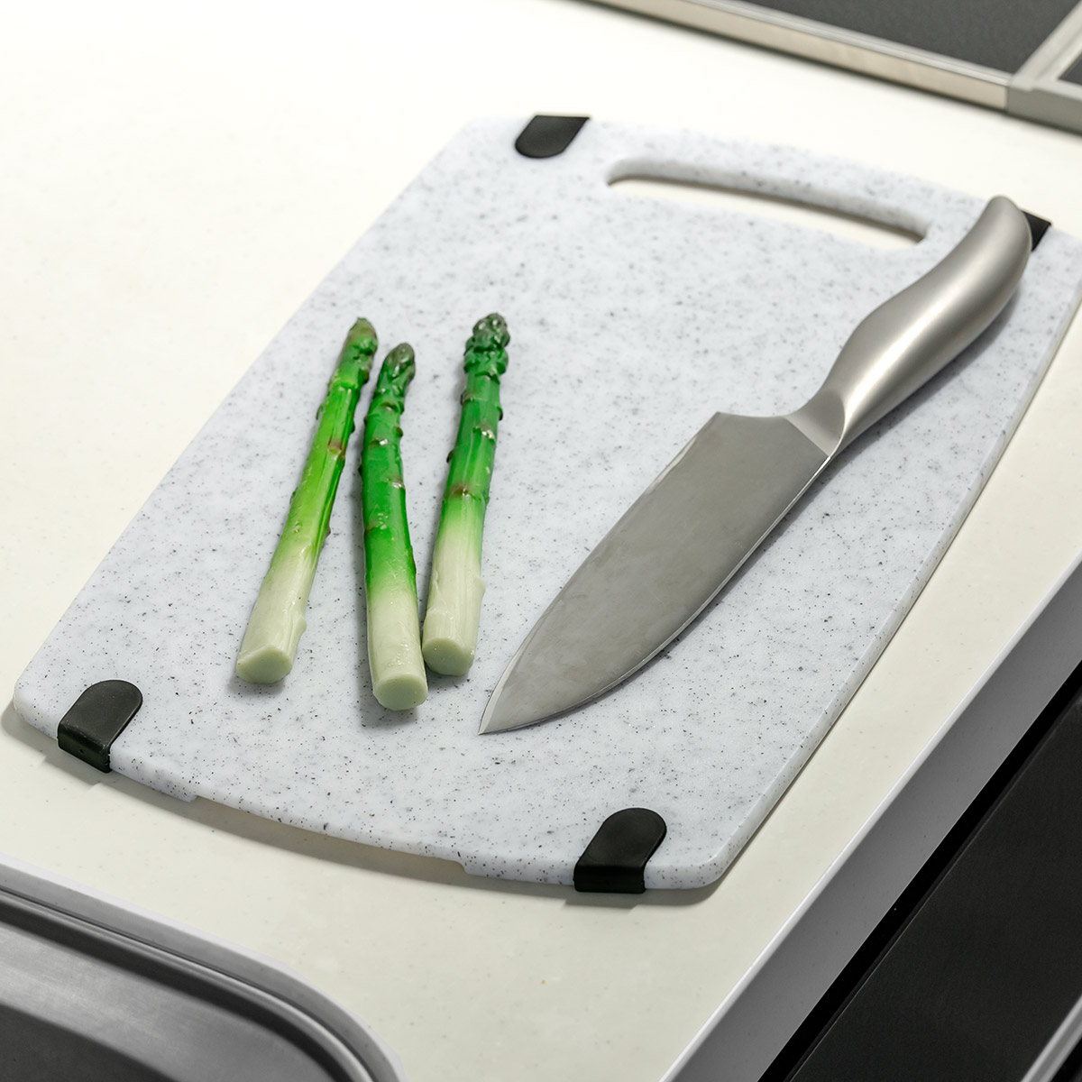 TONBO（新輝合成） まな板 L 食洗機対応 抗菌 水切り すべり止め