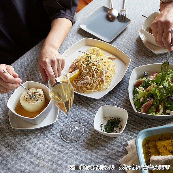 パスタ皿 19cm KAKU プレート 皿 食器 洋食器 角皿 磁器 （ 食洗機対応