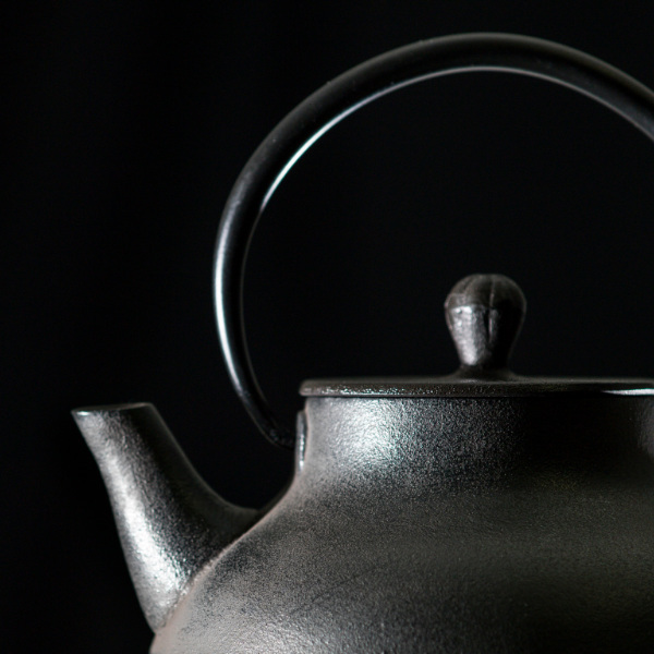 鉄瓶 700ml IH対応 tecco しずく 南部鉄器 日本製 （ ガス火対応