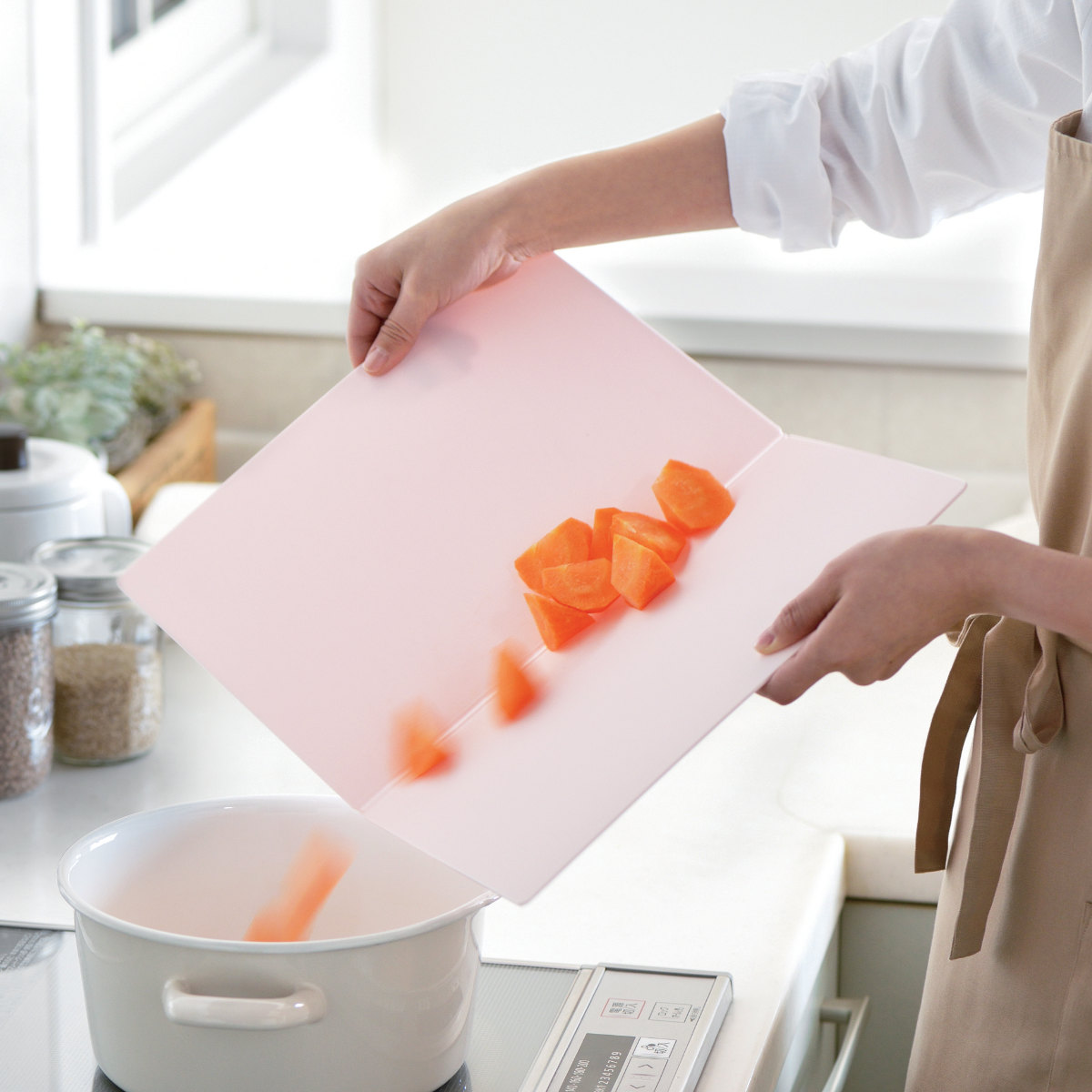 立つまな板 42×29.7cm 食洗機対応 日本製 まな板 A3 A4 （ マナイタ