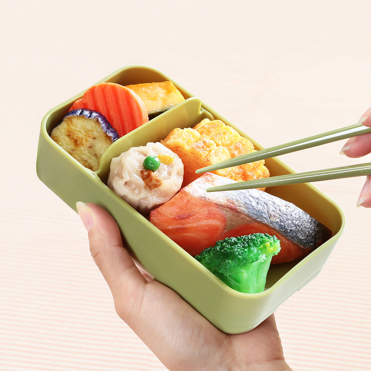 スケーター お弁当箱 2段 抗菌 600ml ふわっと レトロフレンチ （ 弁当