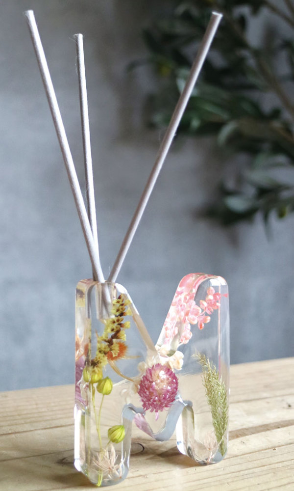 ディフューザー イニシャル アロマ スティック 花 （ アロマ