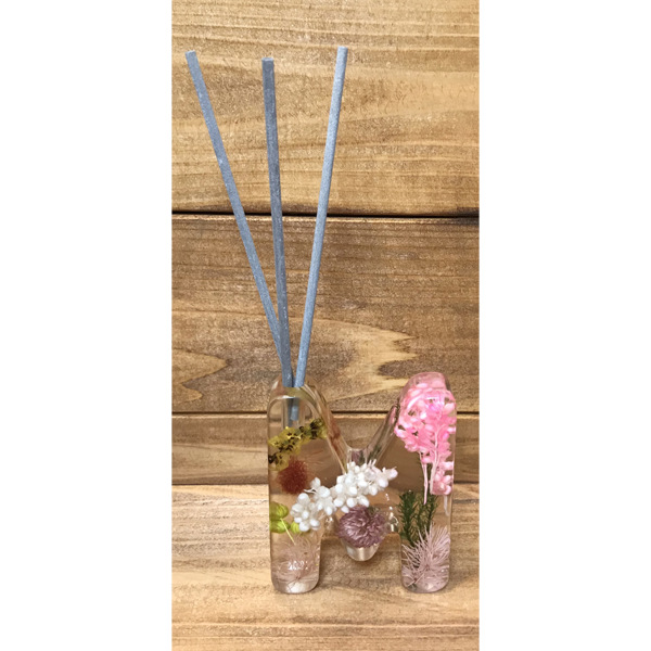 ディフューザー イニシャル アロマ スティック 花 （ アロマ