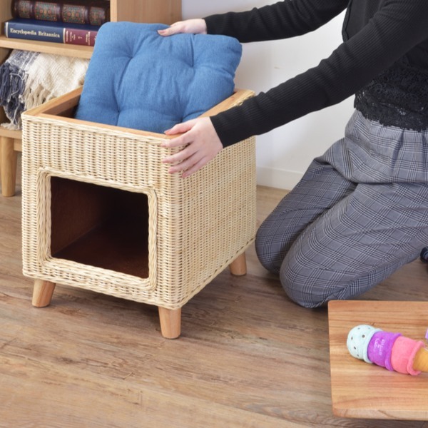 ウススツー ペットスツール 猫 ネコ 椅子 チェア ペット用ハウス 籐 リビングート Paypayモール店 通販 ラタン スツール サイドテーブル ペット ハウス ペット用 角型 クッション ペットハウス 犬 スツールと