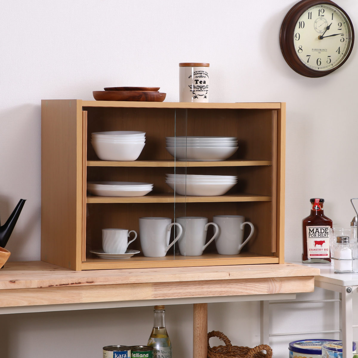 3r イギリスヴィンテージ　スライドガラスキャビネット　カップボード　食器 3r 様専用イギリスヴィンテージ スライドガラスキャビネット カップ