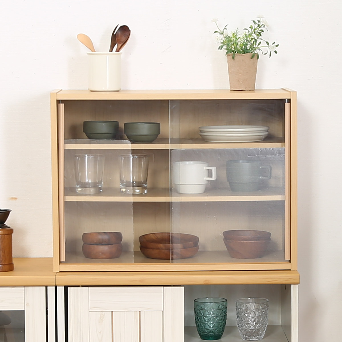 不二貿易（Fuji Boeki） ミニ食器棚 幅60cm 3段 カップボード ガラス