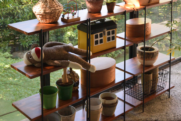 東谷 オープンシェルフ 4段 天然木棚板 エスニック調 ディスプレイ