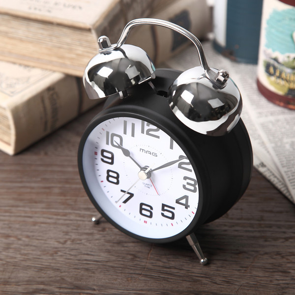 ノア精密 目覚まし時計 大音量 スヌーズ機能付き ライト付き ベルズ