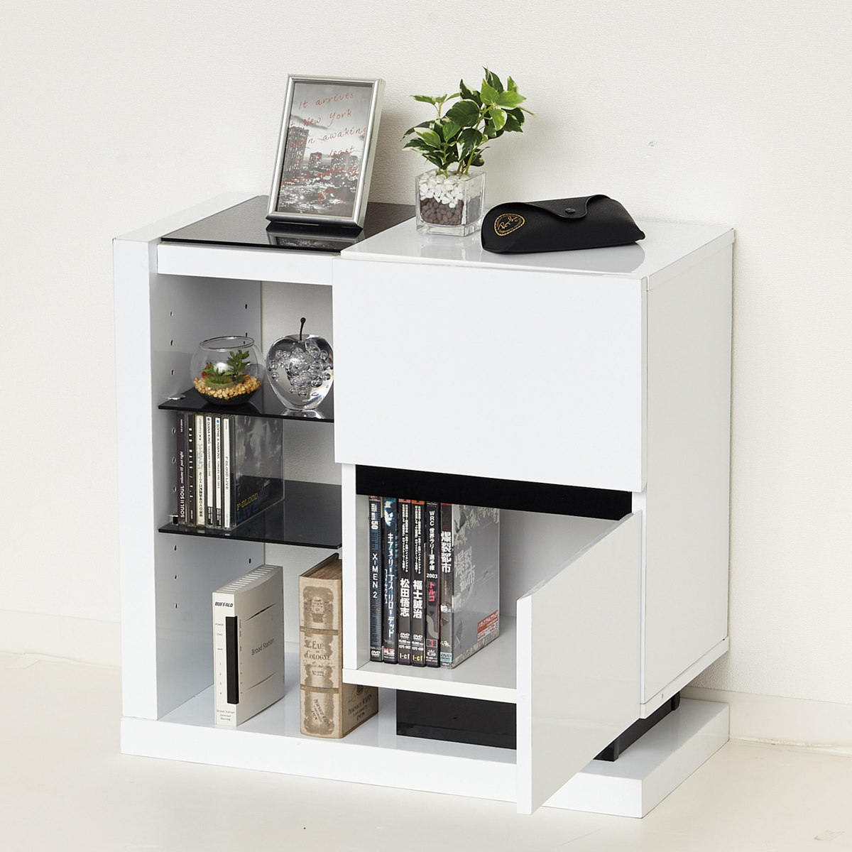 キャビネット 扉付きラック 鏡面仕上げ スタイリッシュモノトーン 幅