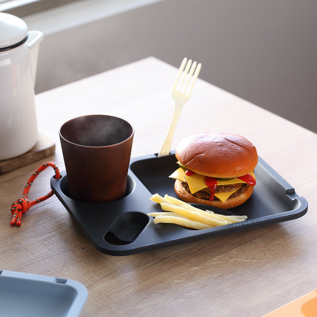 CAPTAIN STAG（キャプテンスタッグ） アウトドア 食器 お皿 26cm