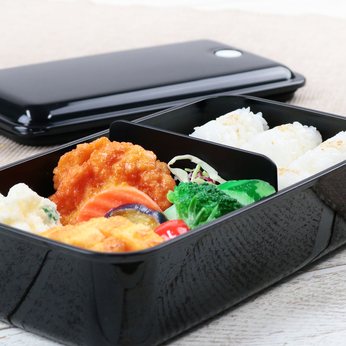 スケーター お弁当箱 1段 830ml 抗菌 パッキン一体型 ふわっと レトロ