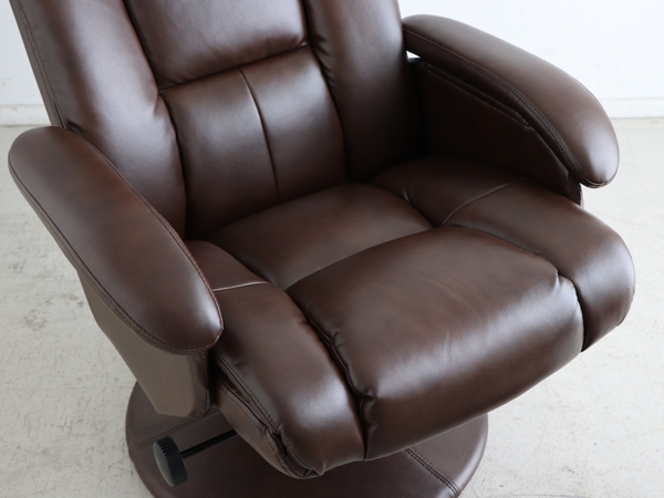 東馬（Tohma） パーソナルチェア オットマン付き レザー調
