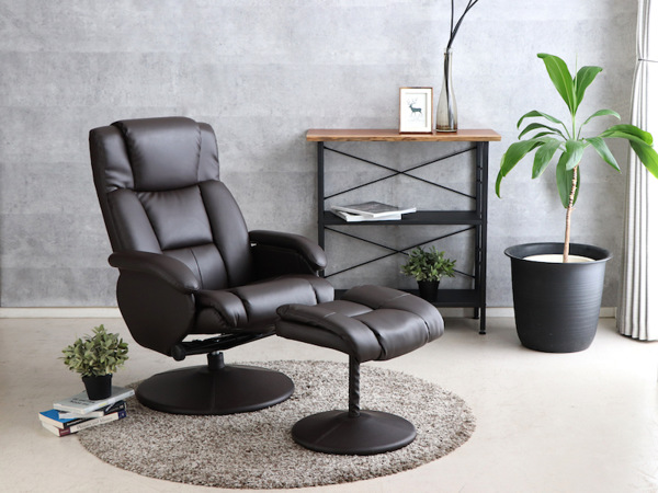 東馬（Tohma） パーソナルチェア オットマン付き レザー調