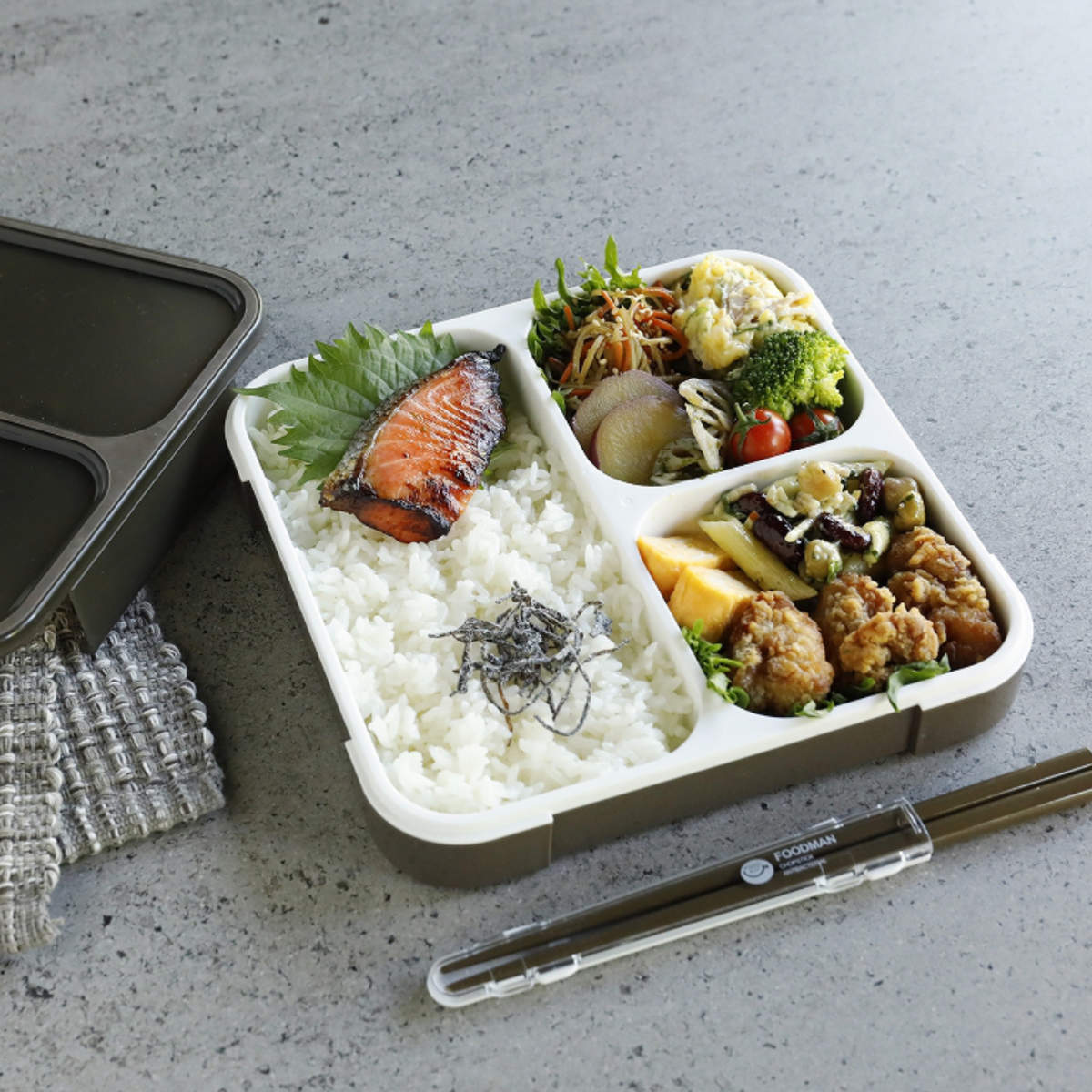 CB JAPAN（シービージャパン） 弁当箱 800ml 抗菌 フードマン FOODMAN