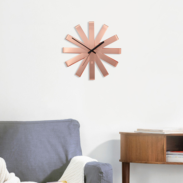 Umbra（アンブラ） 掛け時計 リボン 北欧 壁掛け （ 時計 壁掛け時計