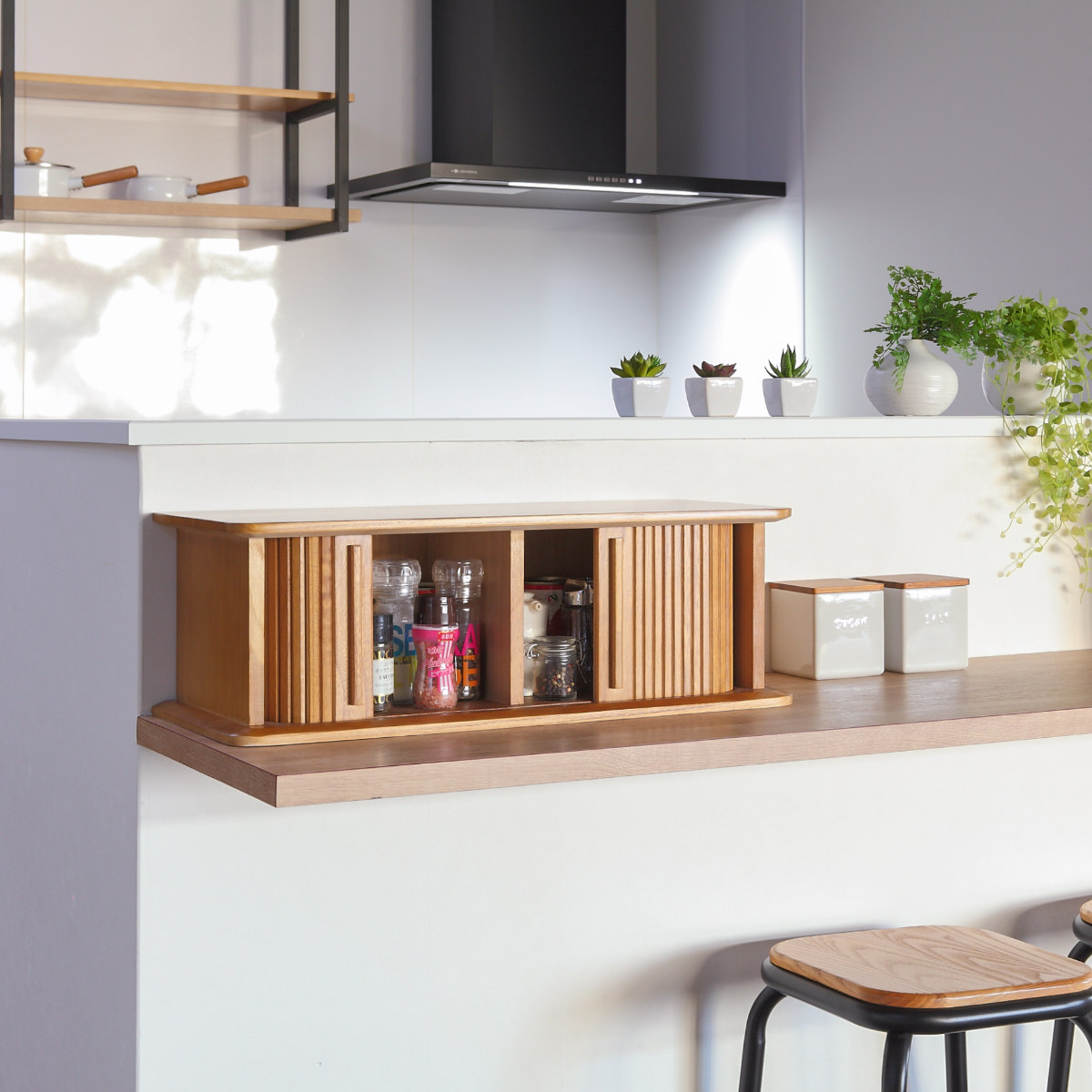 クロシオ スパイスラック 幅60cm ジャバラ式 カウンター上収納 背面