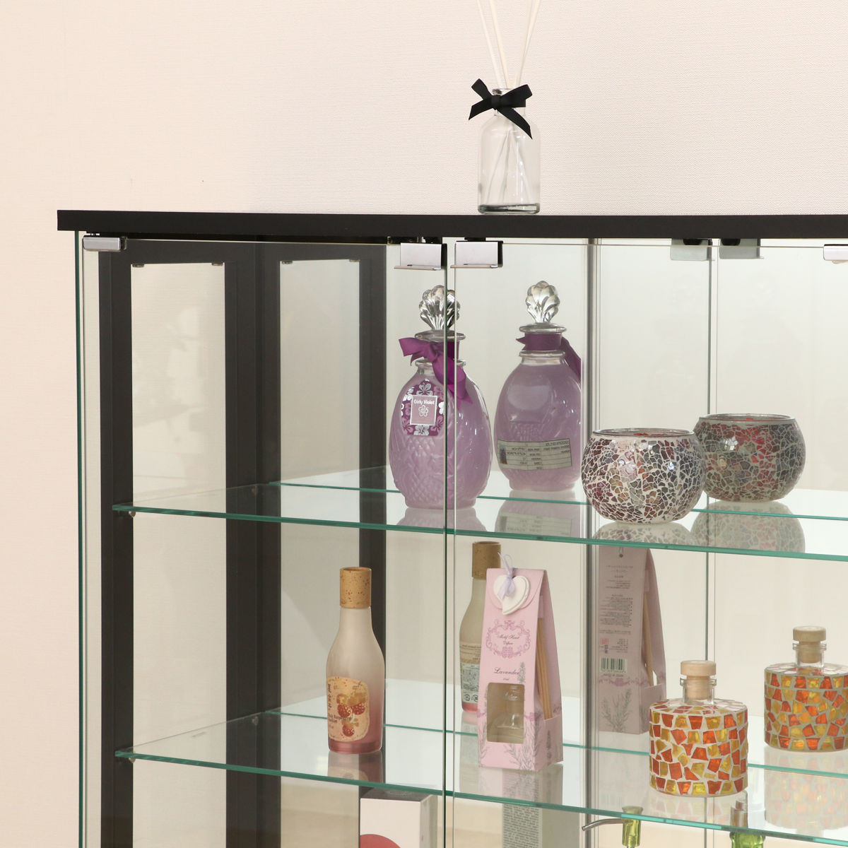 【キャビネット】ディスプレイキャビネット　収納棚　背面鏡　アンティーク◎ キャビネット】ディスプレイキャビネット収納棚背面鏡アンティーク◎