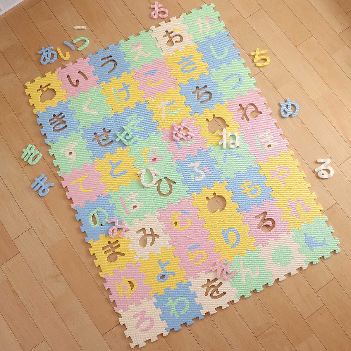 ジョイントマット 15×15cm ひらがなパズルマット 48枚組 （ フロア