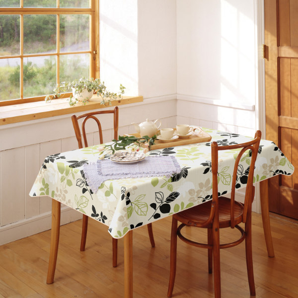 テーブルクロス 120×150cm ハートフル 樹脂製 （ テーブル掛け