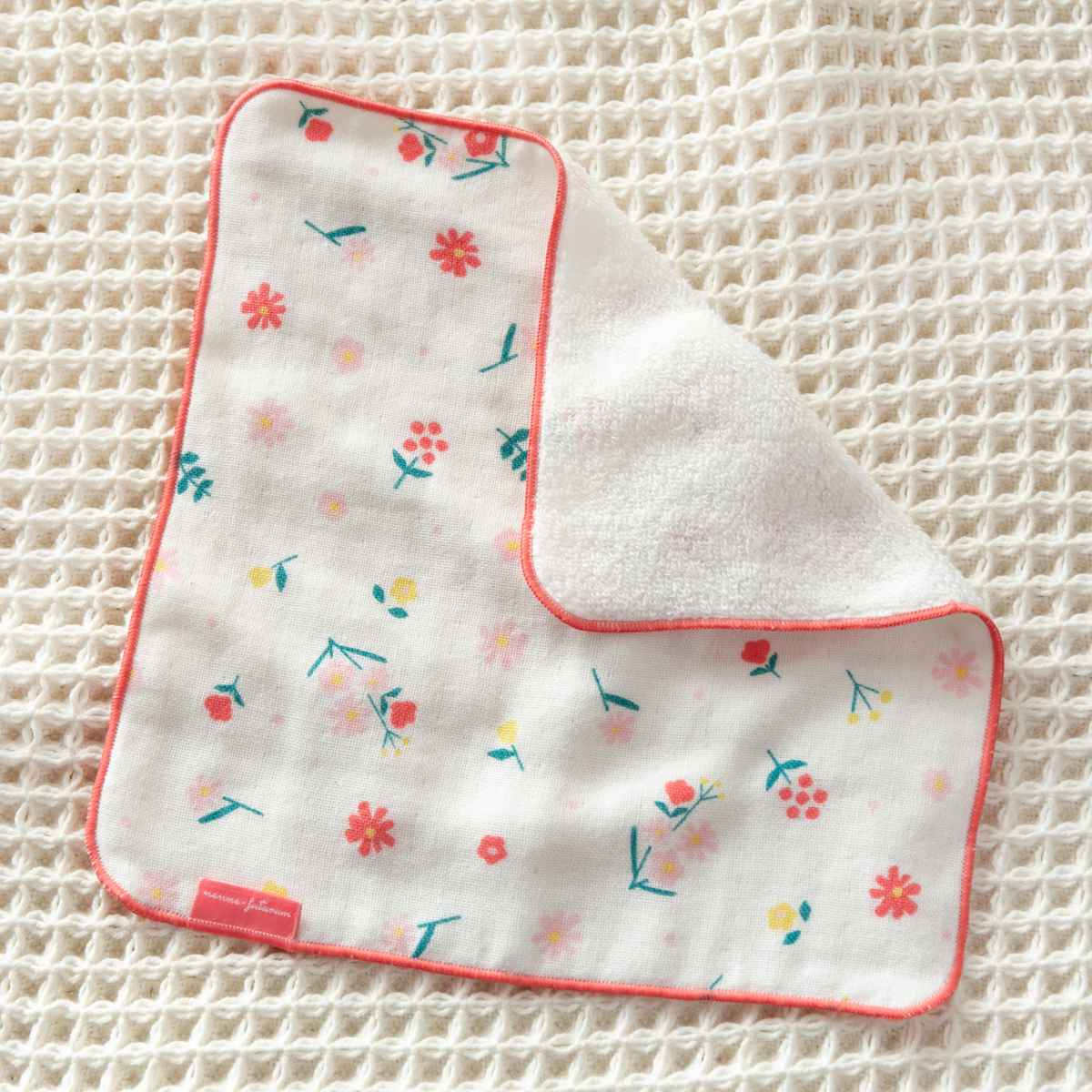 大西賢製販 ハンドタオル nenne-futurum FLOWER SERIES （ ハンカチ