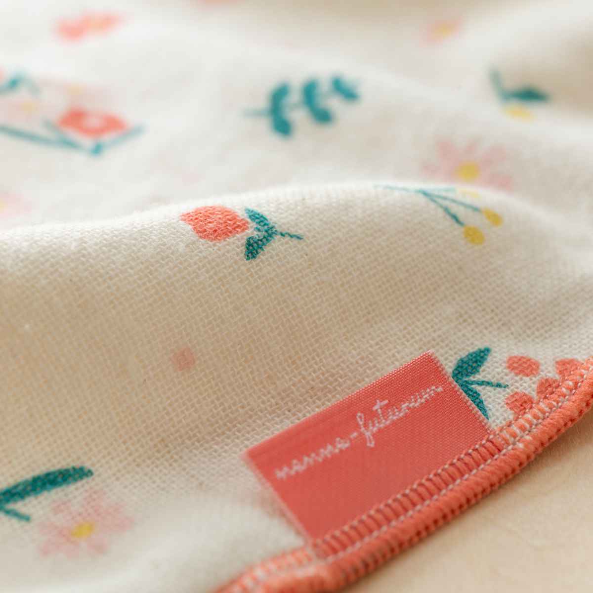 大西賢製販 ハンドタオル nenne-futurum FLOWER SERIES （ ハンカチ