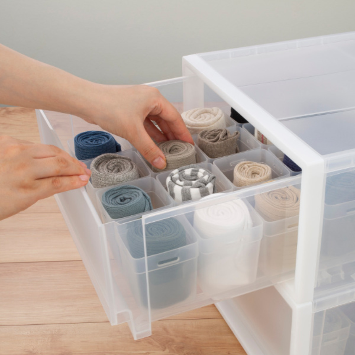 イノマタ化学 仕切りケース 幅7.4×奥行7.4×高さ8cm くつ下整理カップ M