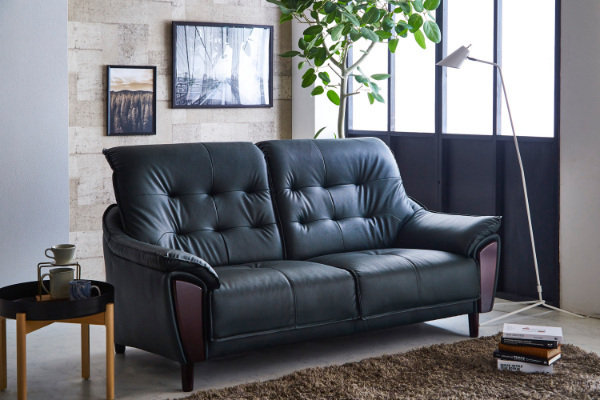 三人掛けアームソファ 肘置き 肘掛け レザ？ ソファ 三人掛け 幅182cm レザー調 ハイバック 合皮 肘掛け 脚付き