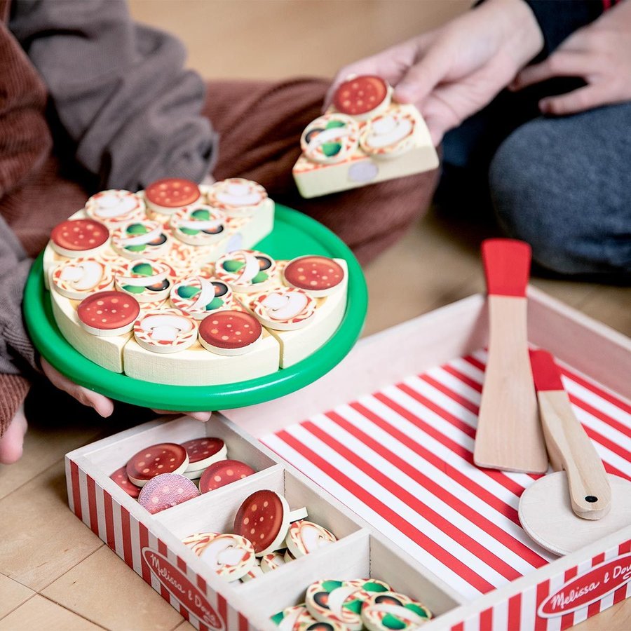おもちゃ ピザパーティー Melissa ＆ Doug 木製 3歳 （ おままごと