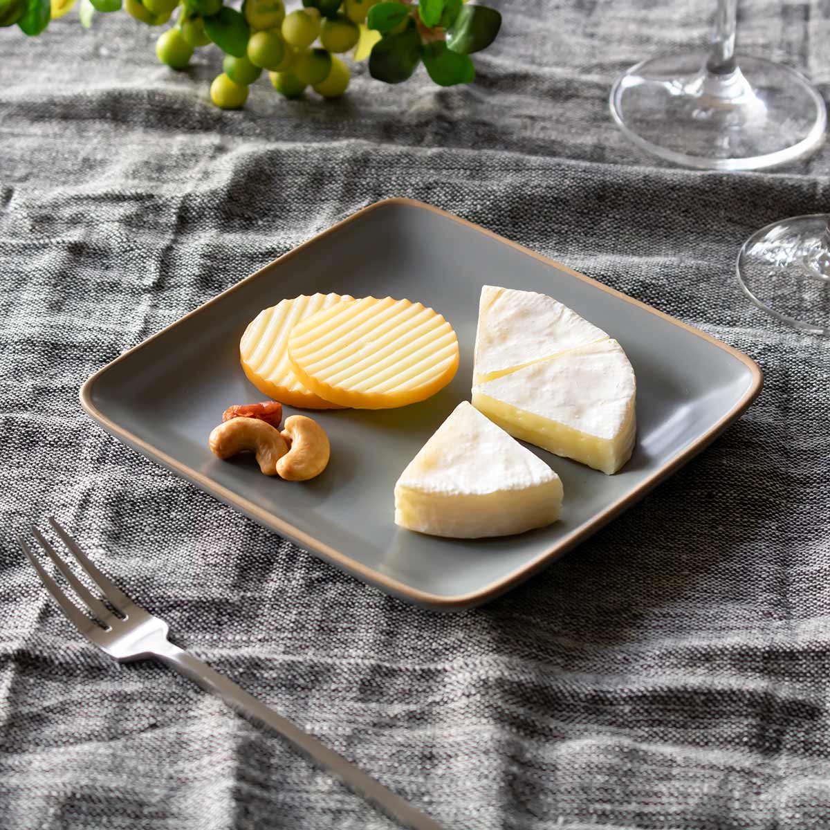 プレート 14cm スクエアプレート エッジライン 陶器 同色5枚セット