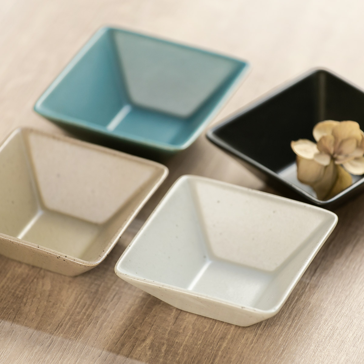 ボウル 8.5cm S KASANE スクエア 陶器 （ 食洗機対応 皿 角皿 小皿