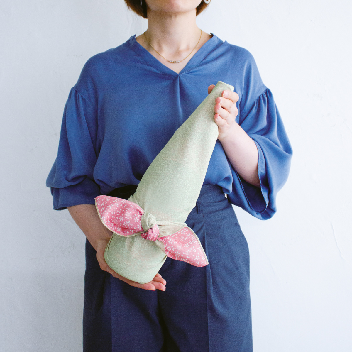 山田繊維 風呂敷 90cm 90リバーシブル 鮫 ワカバ/ピンク （ ふろしき