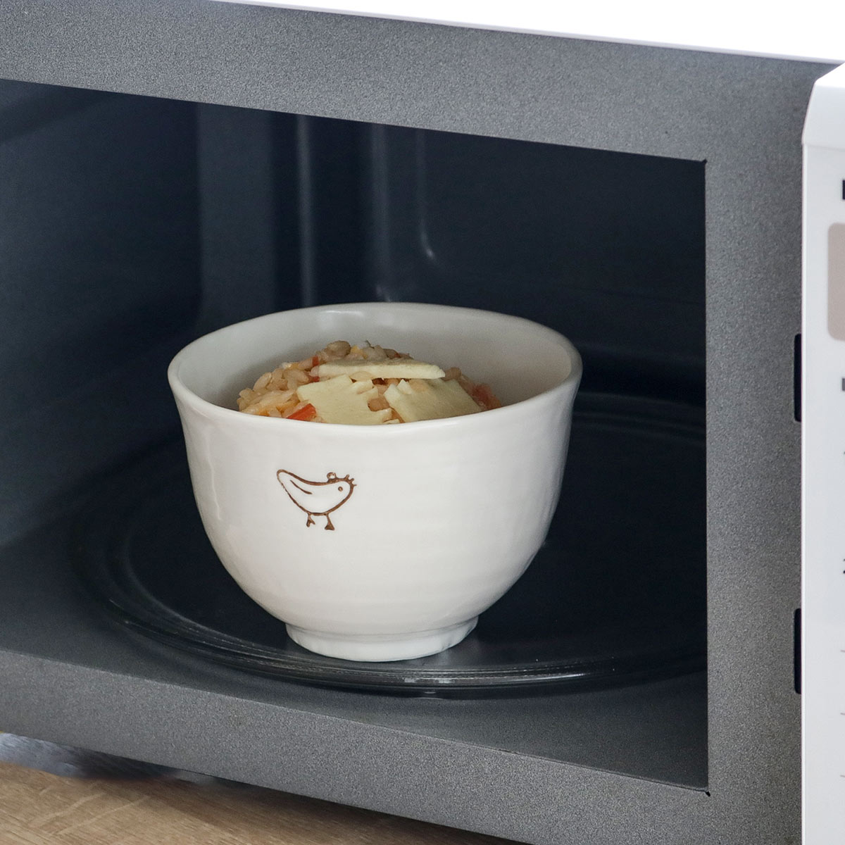 丼ぶり 13cm 小丼 トリのお散歩 磁器 美濃焼 日本製 （ 食洗機対応
