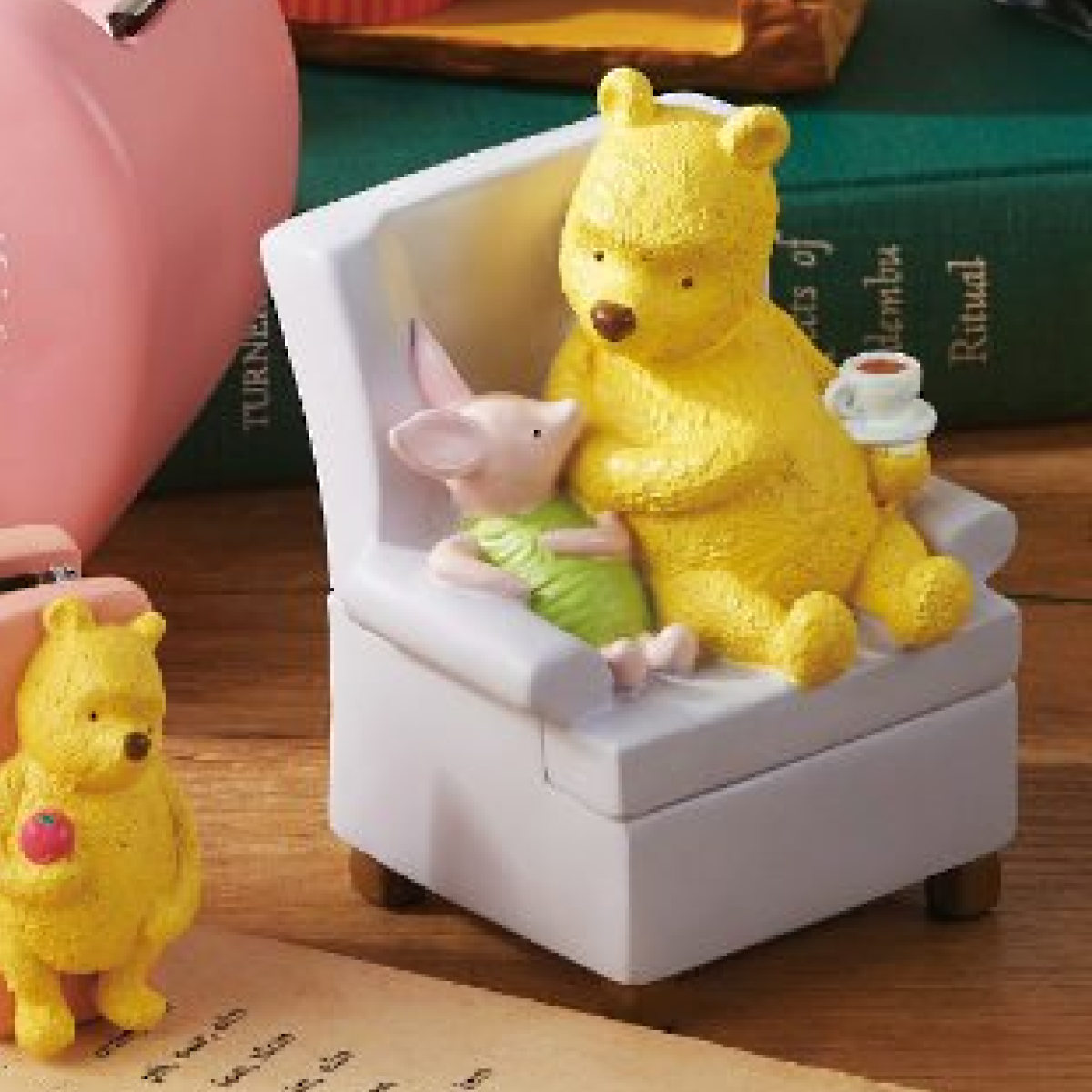 クラシック プーさん ピグレット Amazon.co.jp: ディズニー ディズニーキャラクター 洗える
