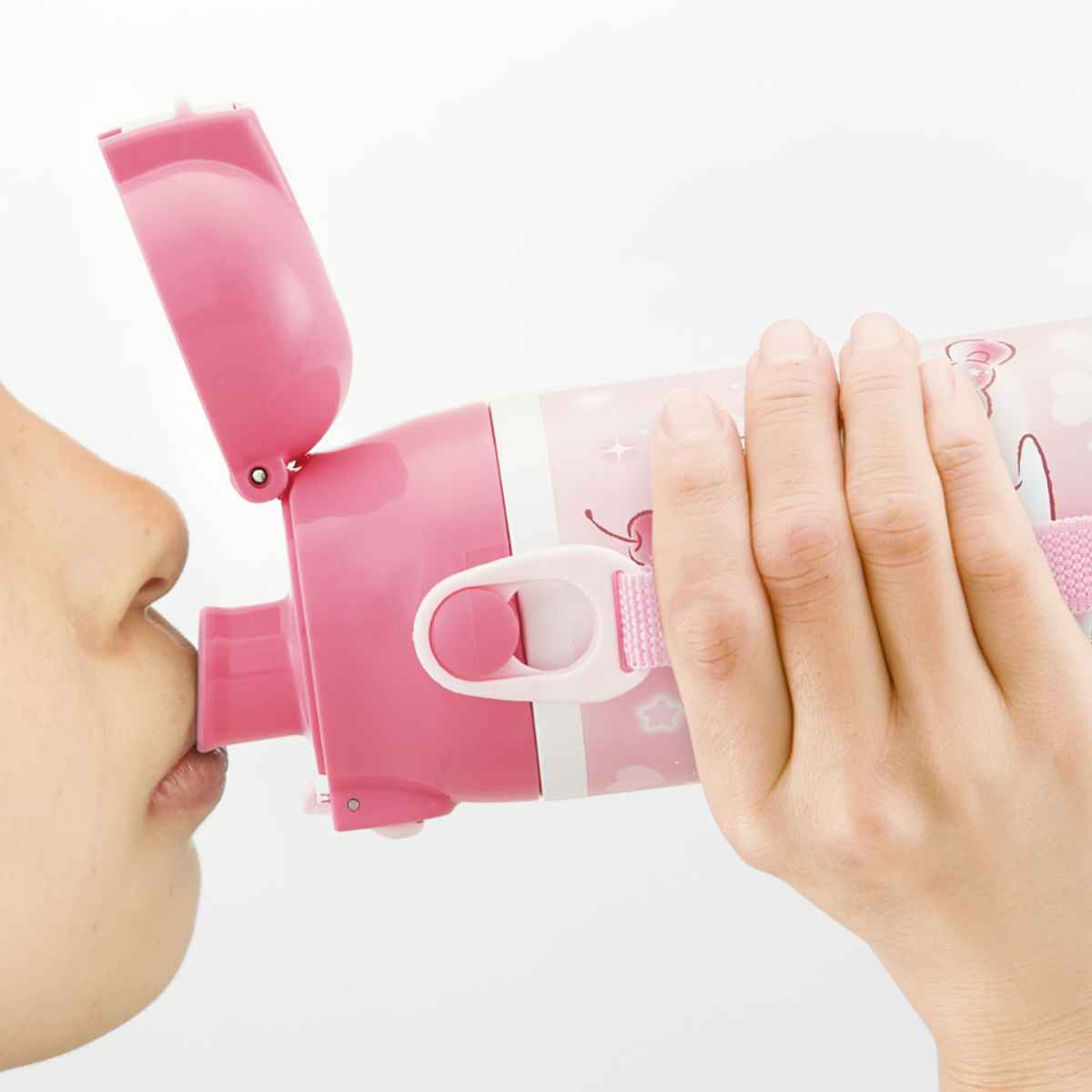 スケーター 水筒 580ml ステンレス 直飲み 軽量 ハローキティ