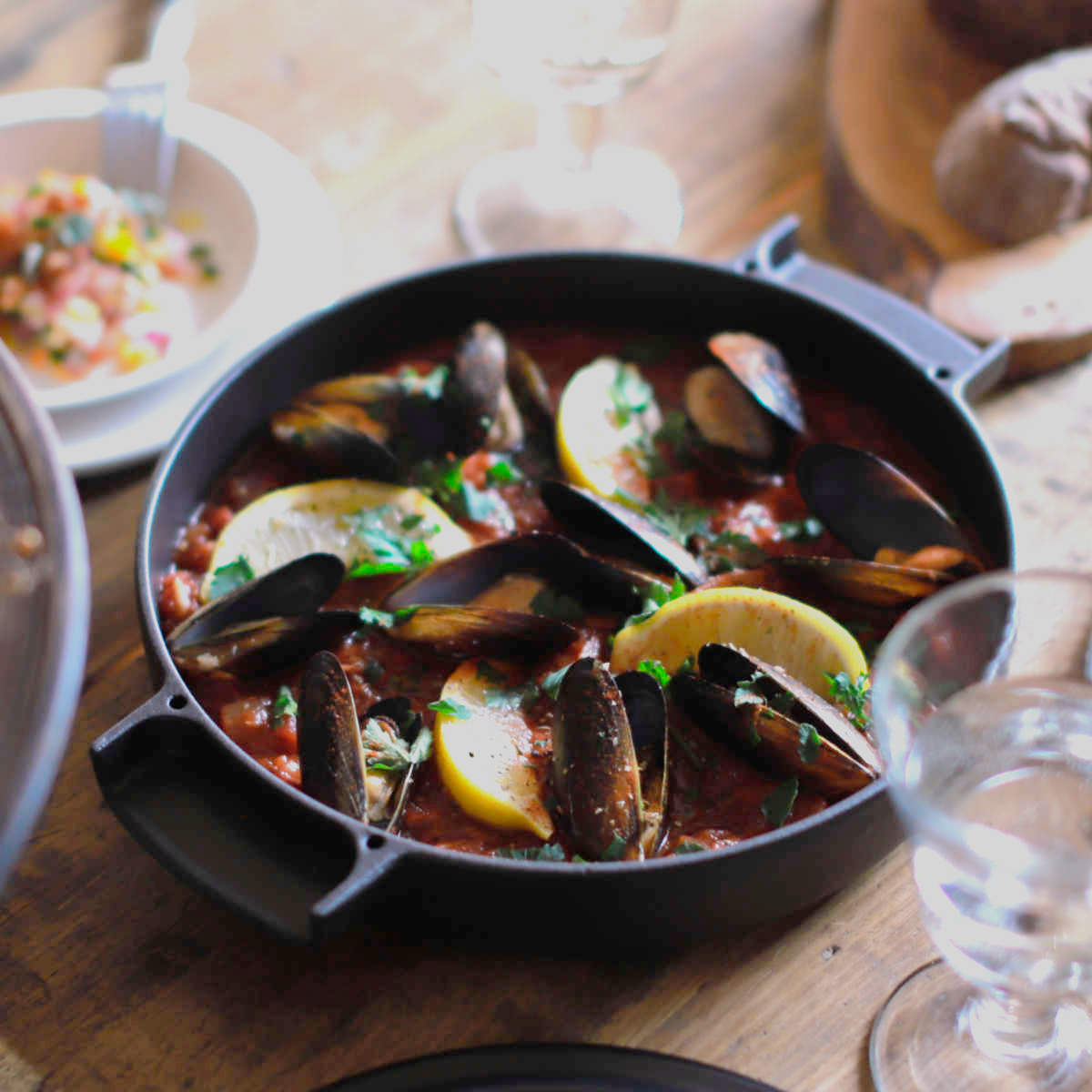 両手鍋 23cm IH対応 ovject 鋳物ホーロー両手鍋 日本製 （ ガス火対応