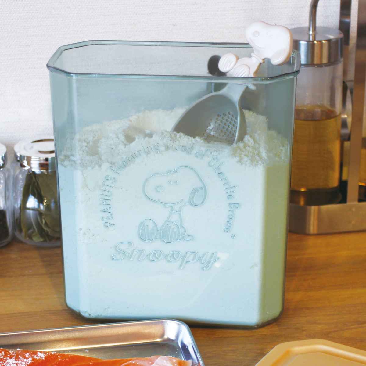 錦化成 保存容器 2.2L スヌーピー 日本製 パッキン付き 穴あきスプーン