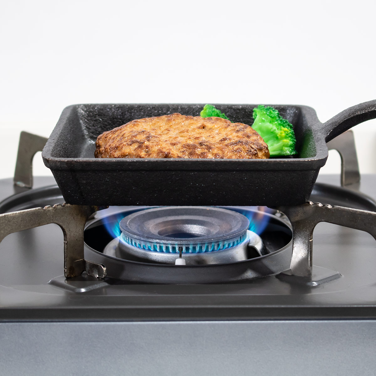 スキレット 13x13cm 角型 スプラウト 鉄鋳物 木製プレート付き （ ガス