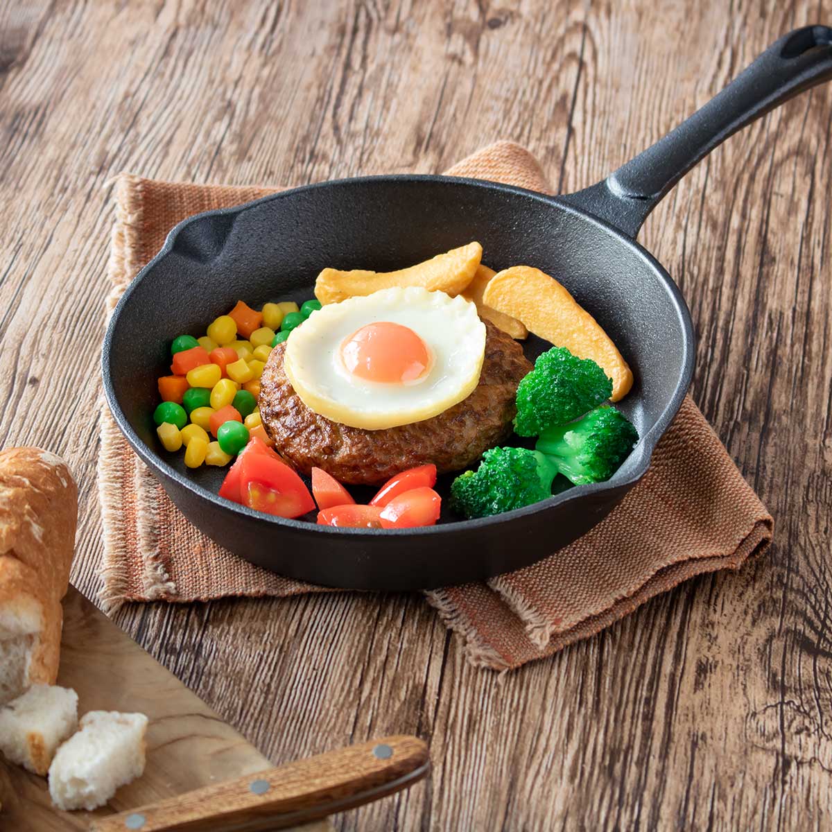 ロイヤルクイーン スキレット フライパン小　IH対応 IH対応 ガス火対応 ロイヤルクイーン 小スキレット Sun Royal@