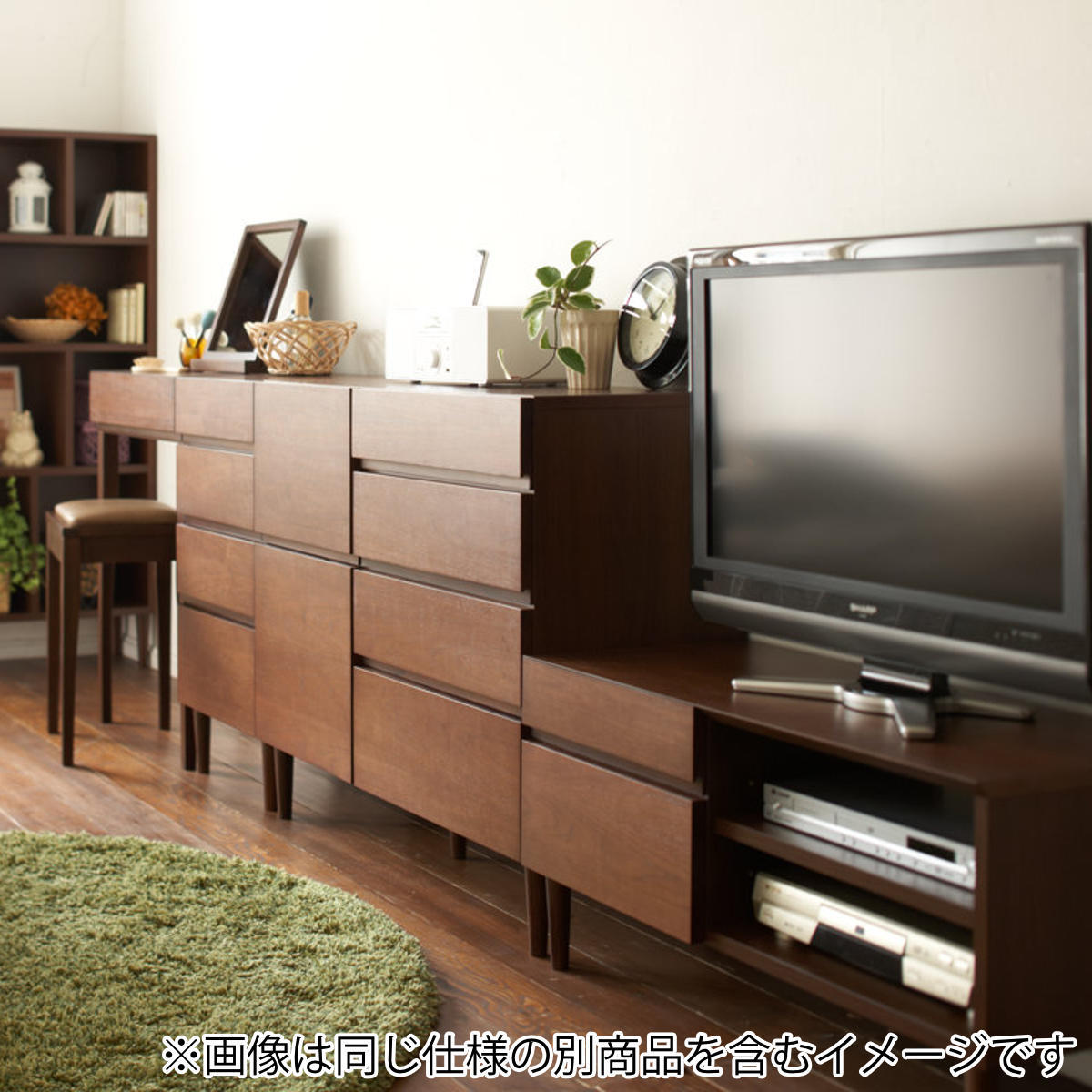 モダンな引き出し付きローボード② ローボード テレビ台 フラップ収納 引き出し 脚付き モダン 北欧