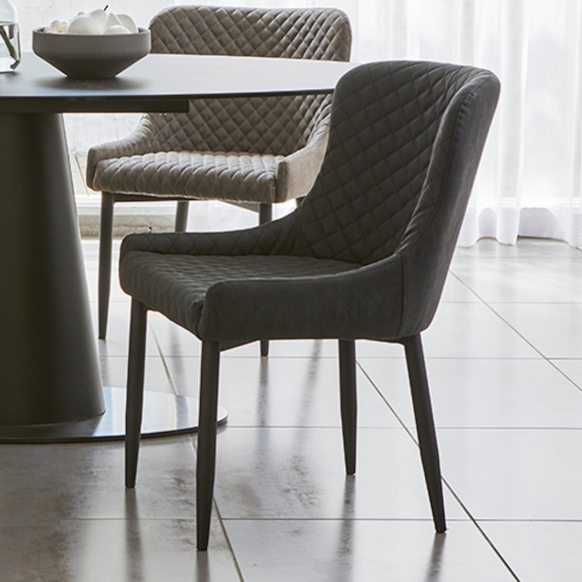 ダイニングチェア 2脚セット 座面高44cm レザー調 キルティング （ 開