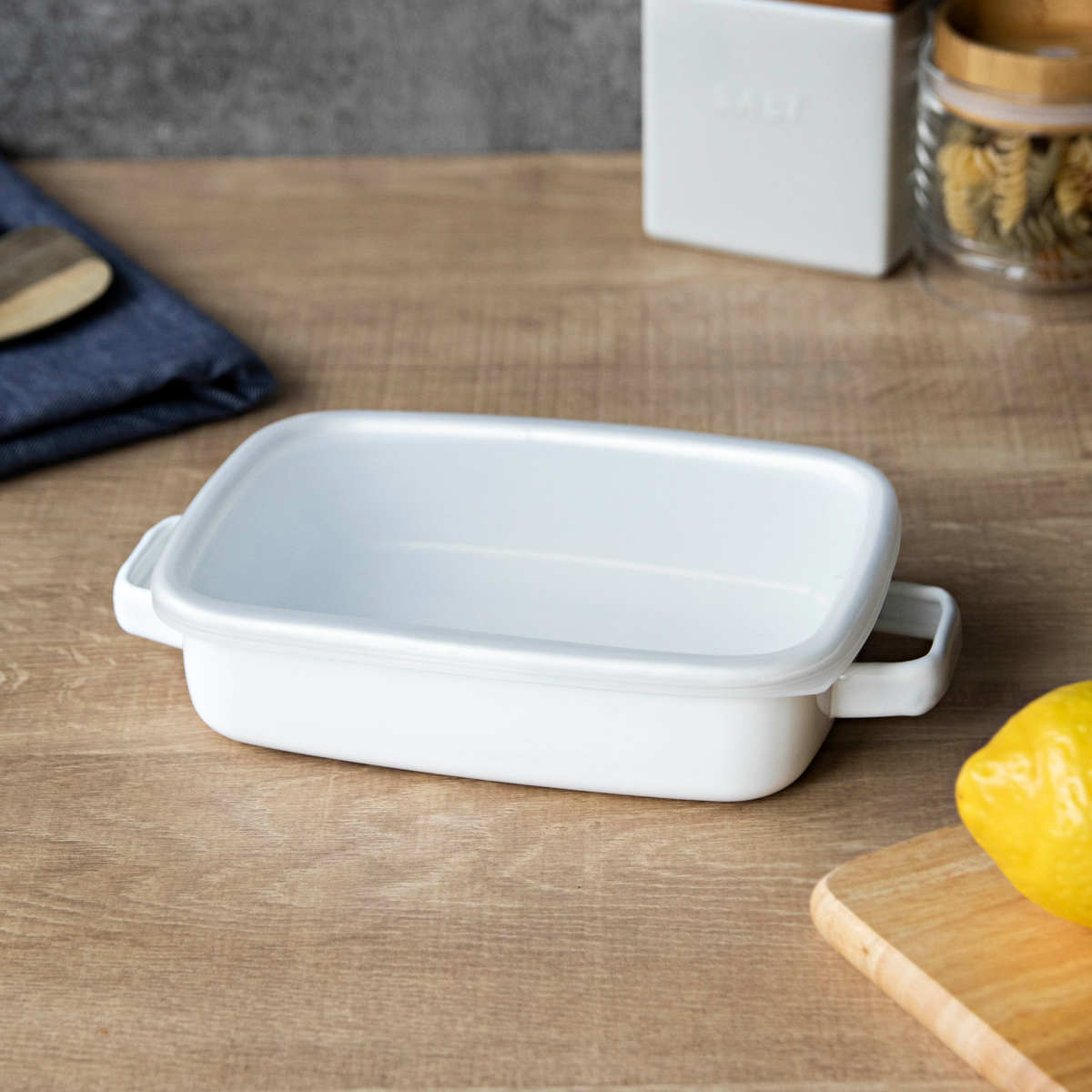 パール金属 グラタン皿 18cm 浅型 ホーロー ブランキッチン