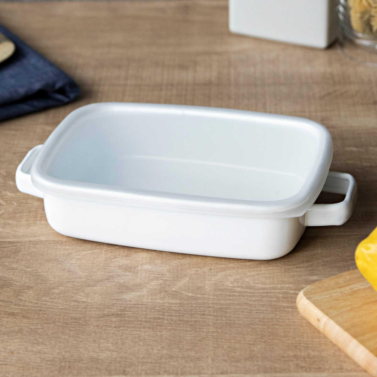 パール金属 グラタン皿 18cm 浅型 ホーロー ブランキッチン