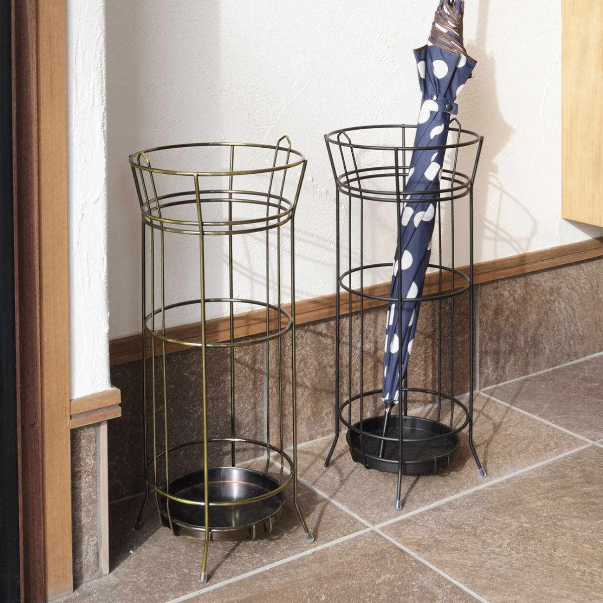 東谷 傘立て 屋内 円柱 スチール 脚付き （ アンブレラスタンド