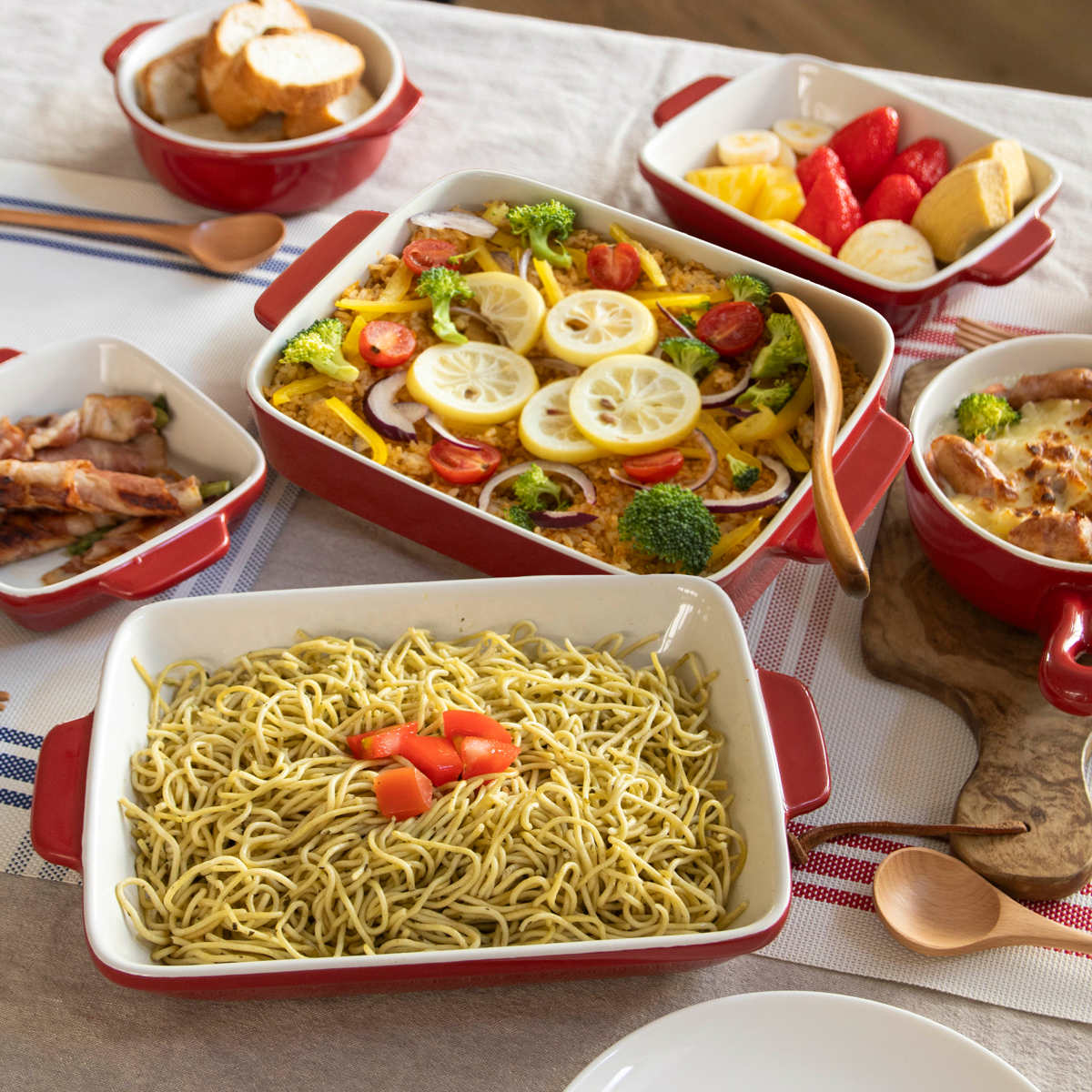 パール金属 グラタン皿 15cm 丸型 深型 陶磁器 （ 電子レンジ対応