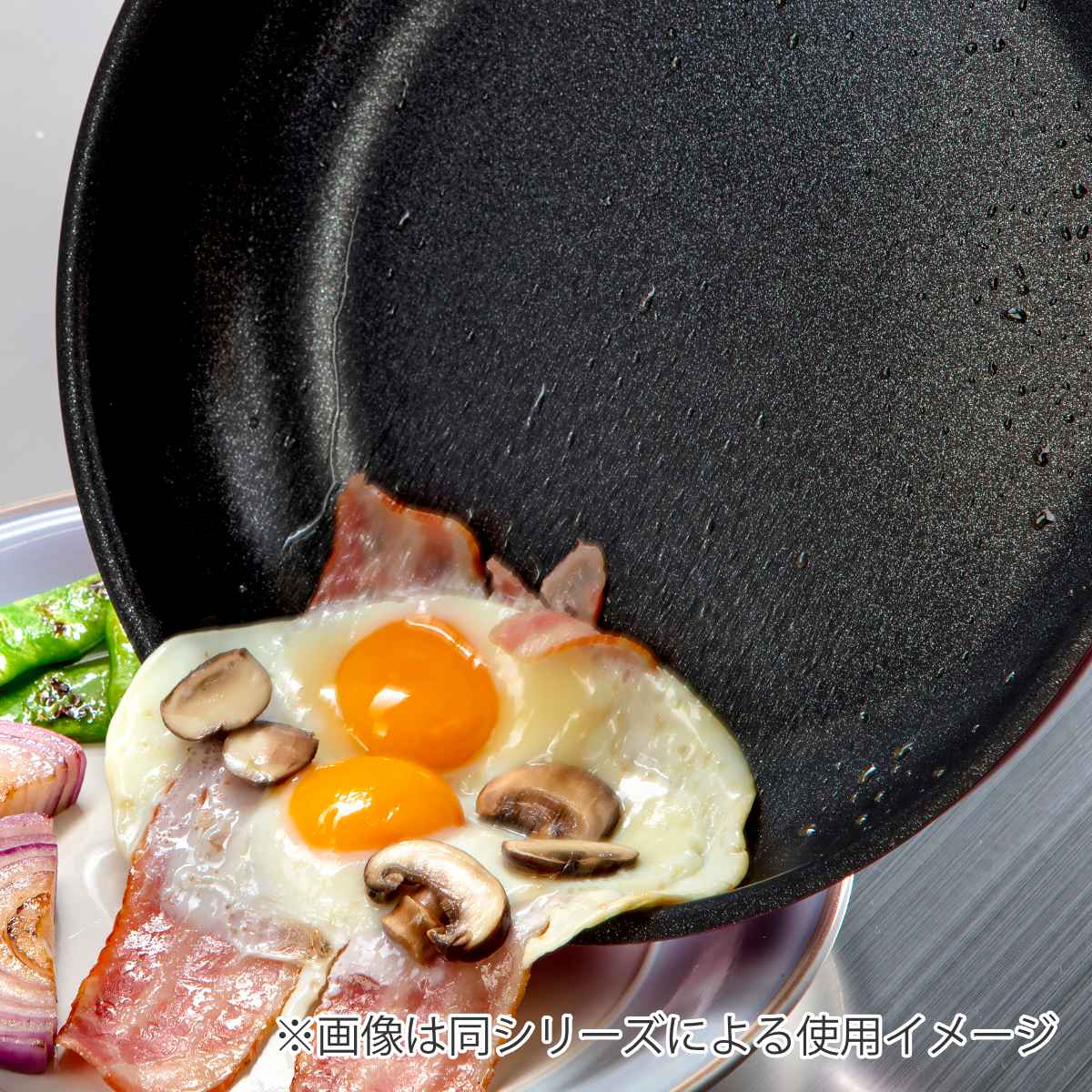 玉子焼き器 13×18cm ガス火専用 超かる〜いIII 直火 ガス火 専用 エッグパン 卵焼き器 卵焼きフライパン 売れ筋ランキングも掲載中！